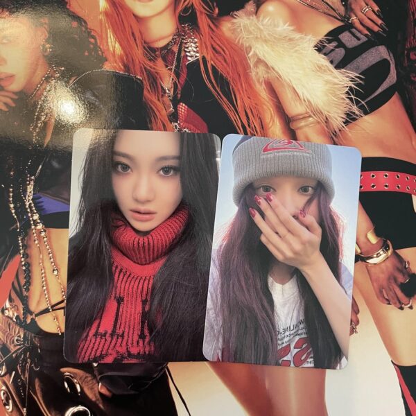 dirty work photocards 🔨
