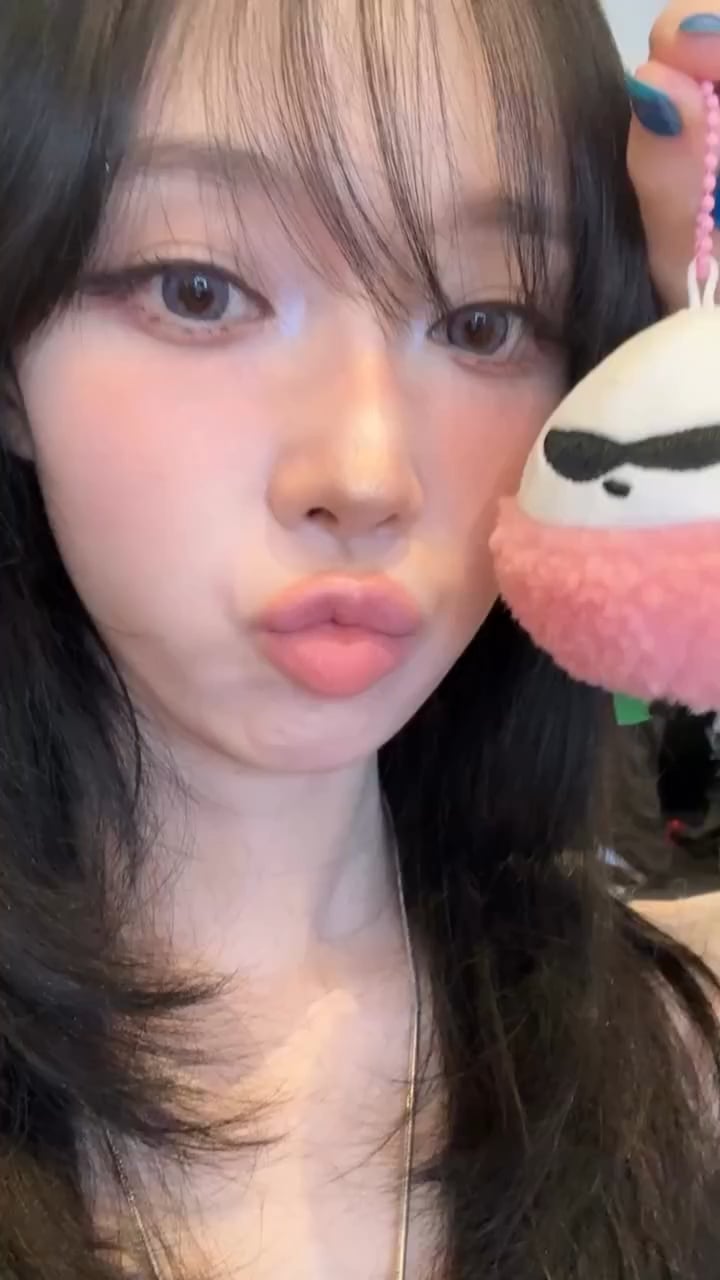 250831 Winter Instagram Story Update 2