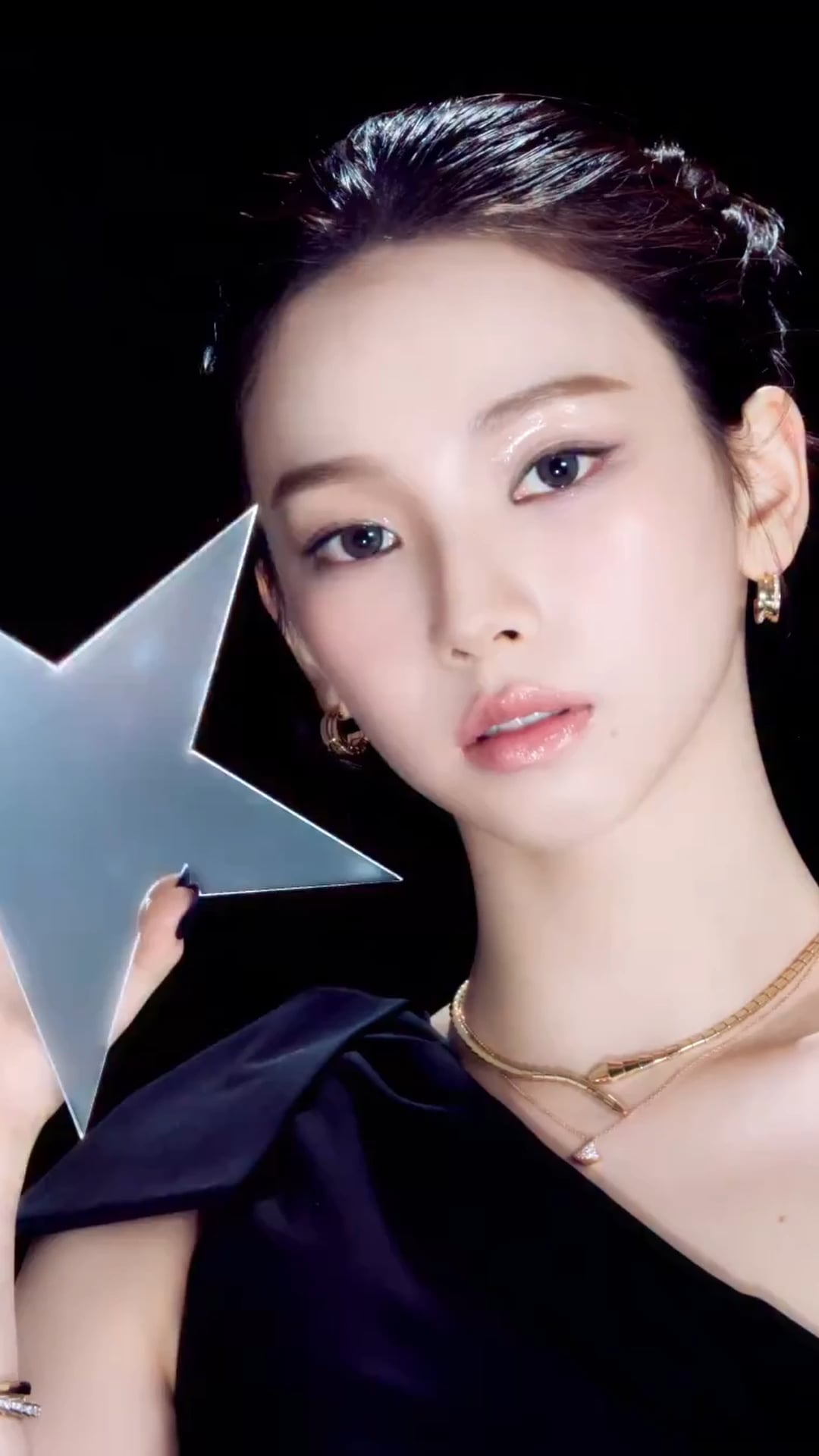 250819 Karina for Harper's BAZAAR Korea x BVLGARI (September 2025 Issue Fashion Film)