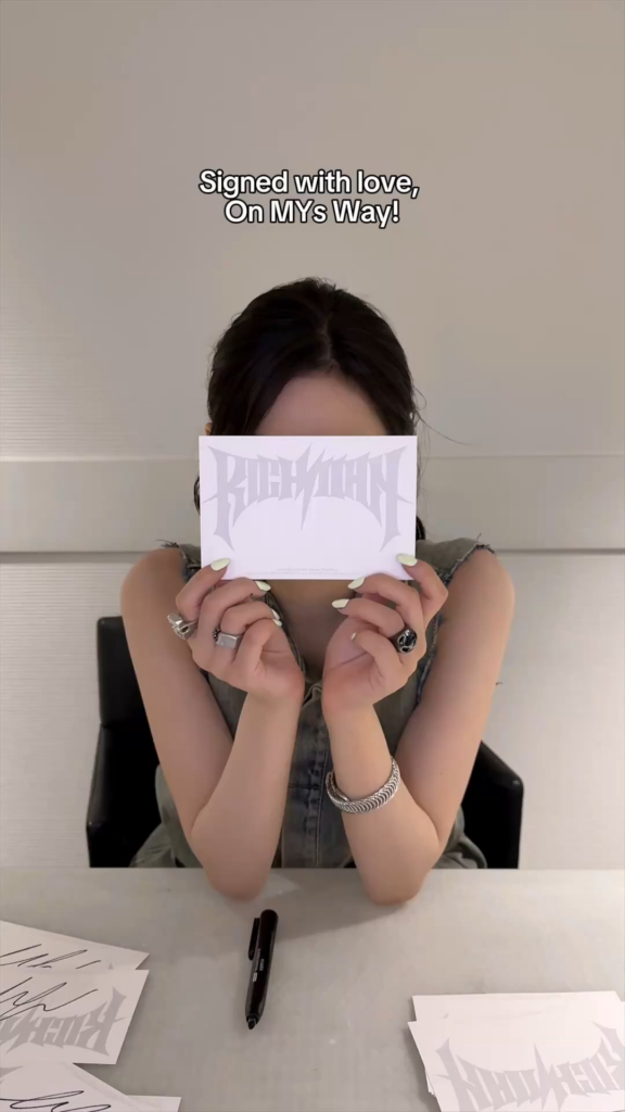 250821 aespa TikTok Update - For you, from aespa💖 Grab your signed albums! Hey MYs, pre-order's live now - don't miss it! ✔️
