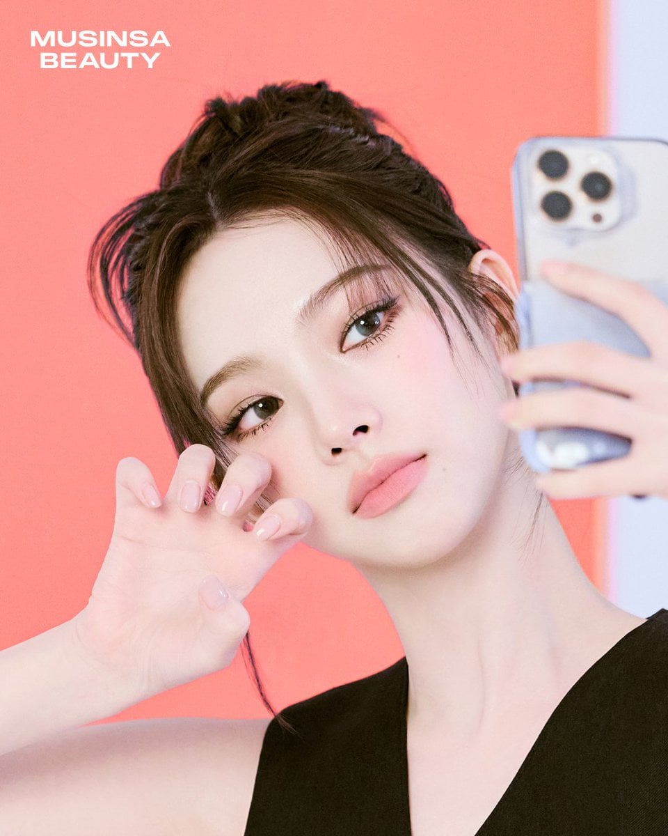 250825 Karina - MUSINSA BEAUTY (Behind The Scenes Pics)