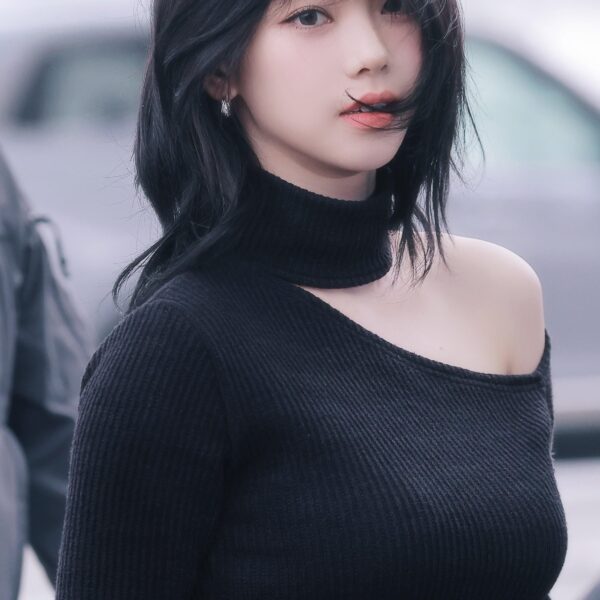 240329 Karina