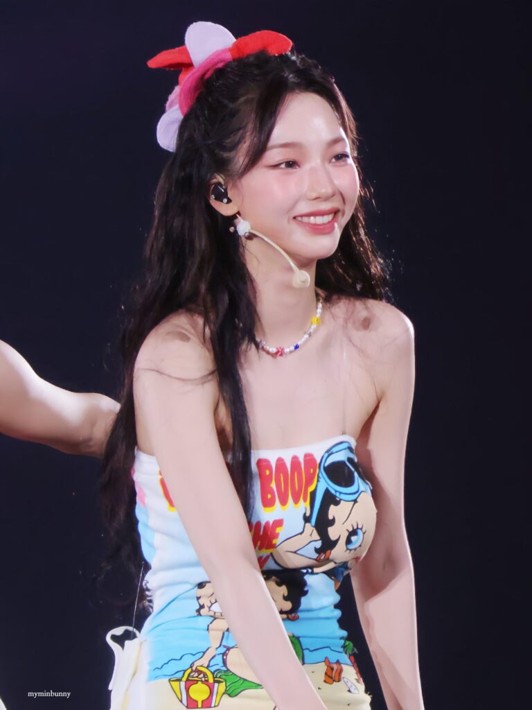 230805 karina