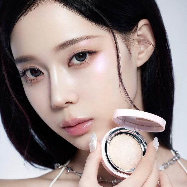 250822 Winter for espoir x Strobing Highlighter