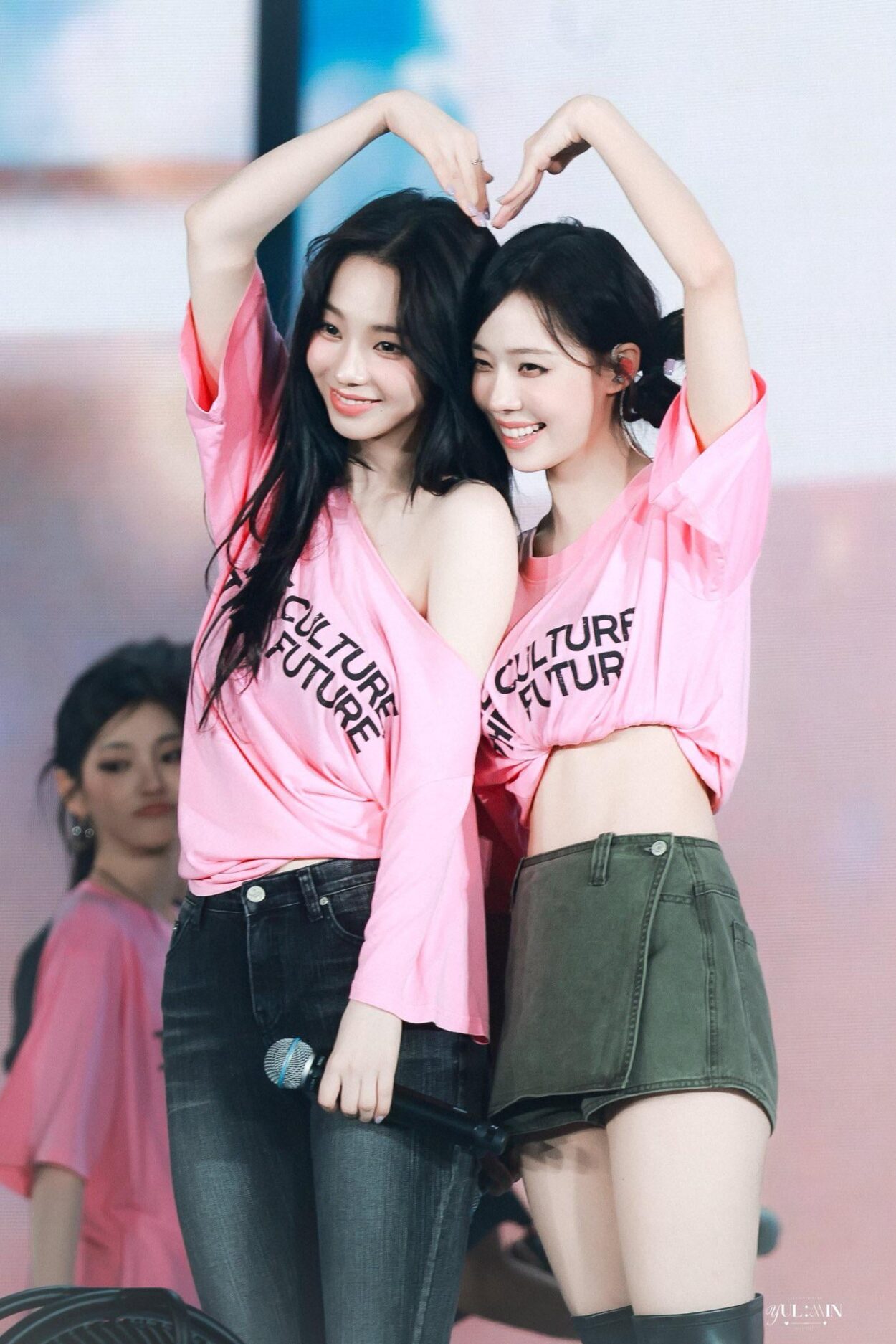 250810 Karina and Winter