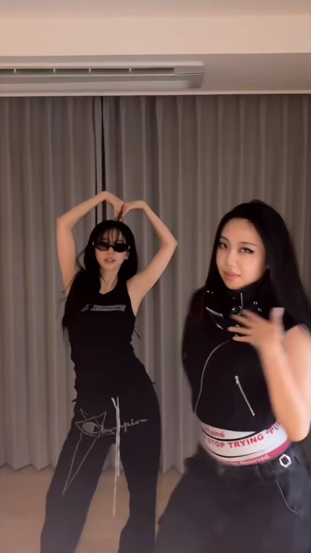 250909 aespa TikTok Update with Karina - I am a RichMan with Youngji