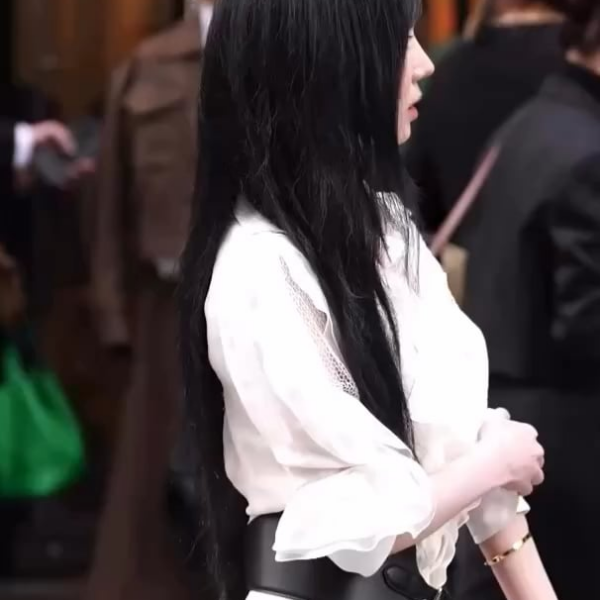 250911 VOGUE TAIWAN Instagram Update with Winter