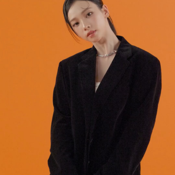 250926 PRADA Instagram Update with Karina - Prada Ambassador Karina attends the Prada SS26 Womenswear Show in Milan, at the Fondazione Prada’s Deposito.