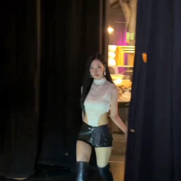 250925 aespa TikTok Update @ The Jennifer Hudson Show
