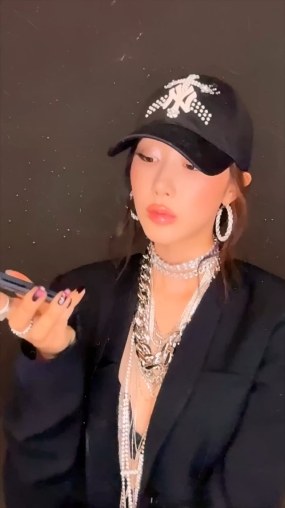 250905 aespa TikTok Update with Giselle & Winter - "I already have everything"