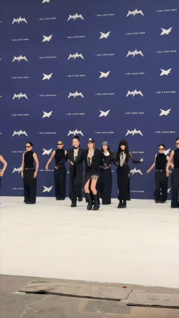 250911 aespa TikTok Update - Wooah Huh