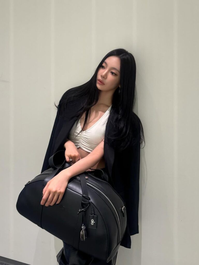 250924 Ningning Instagram Update