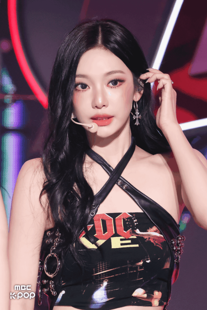 250910 aespa - Rich Man (250906 Music Core Stage Pics)