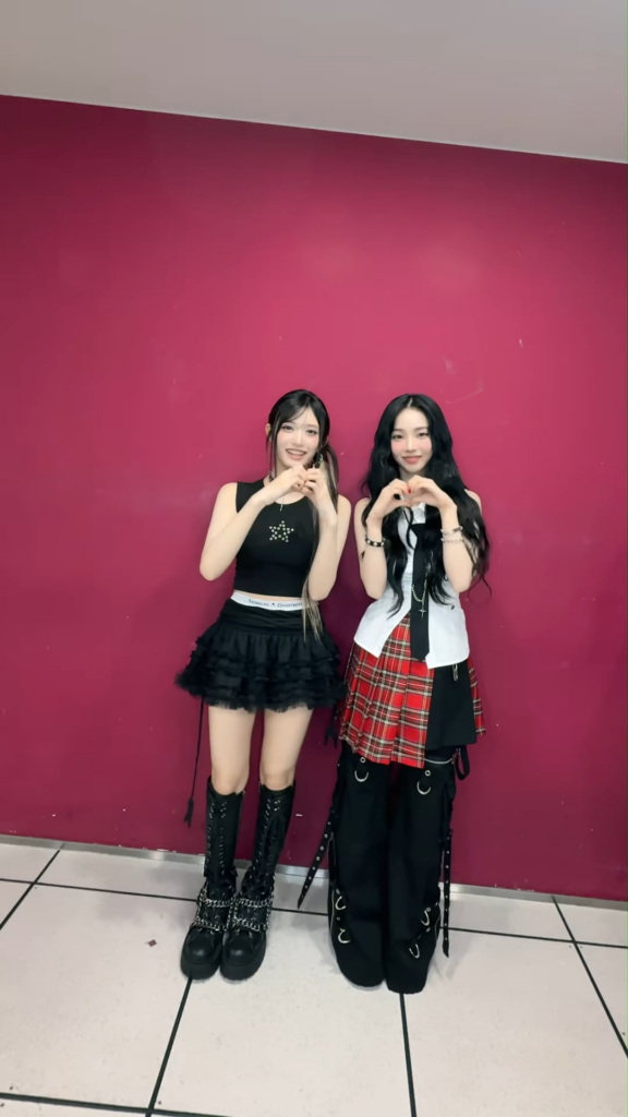 250906 IVE TikTok Update with Karina - XOXZ with 🎸💸💤 (with AN YUJIN & LEESEO)