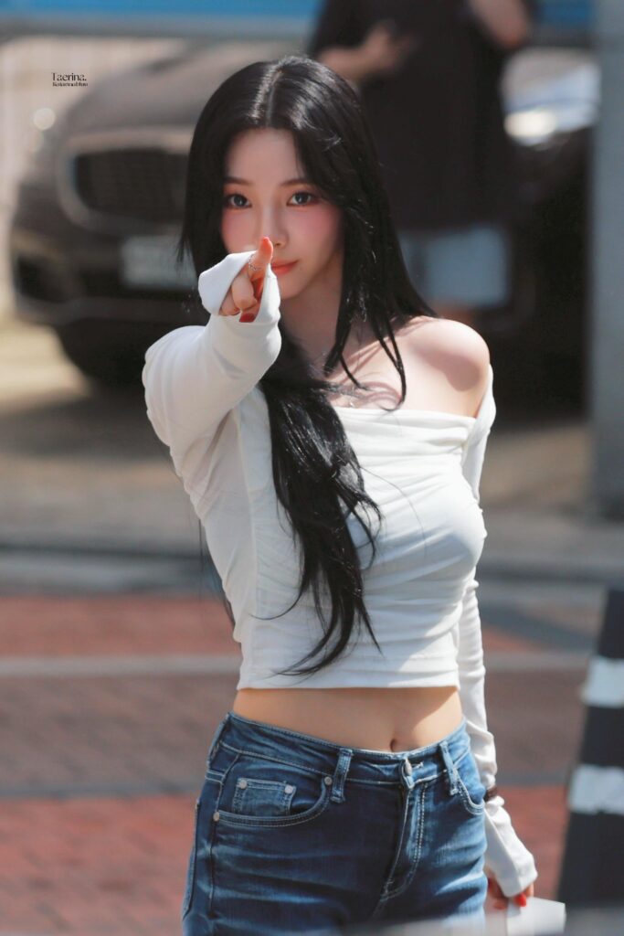 250903 Karina