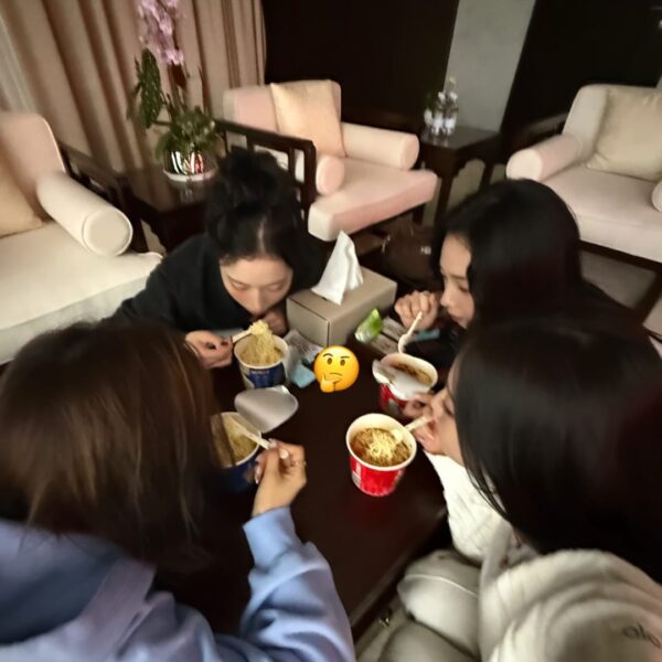 250928 Ningning Instagram Story Update with aespa