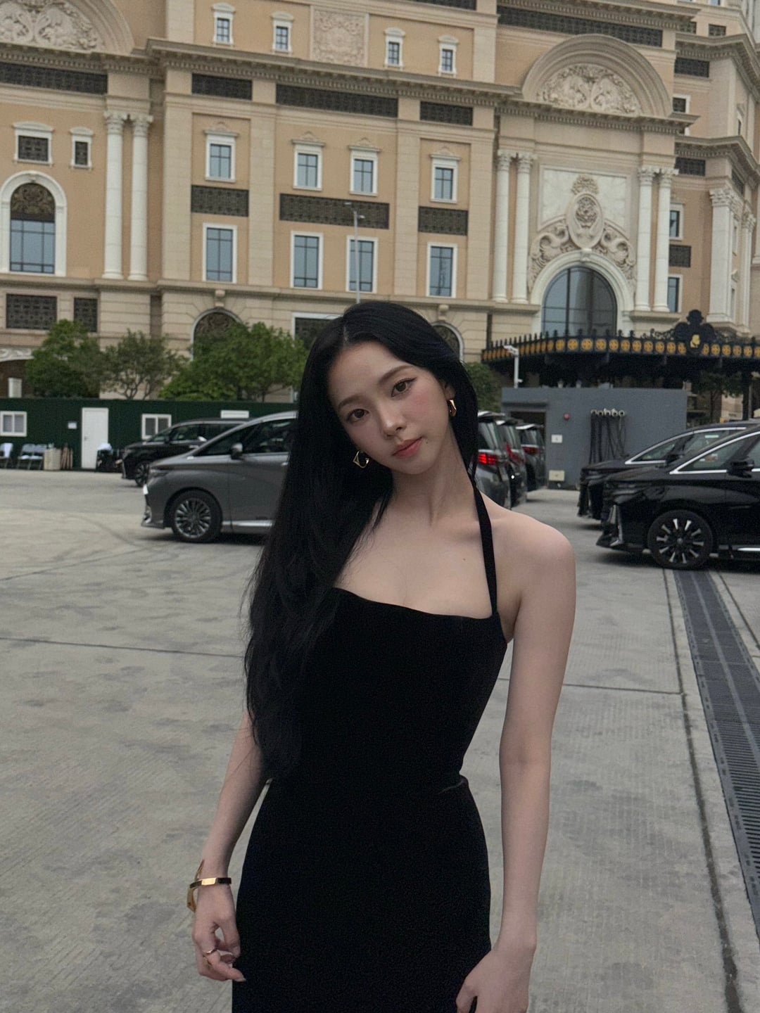 250920