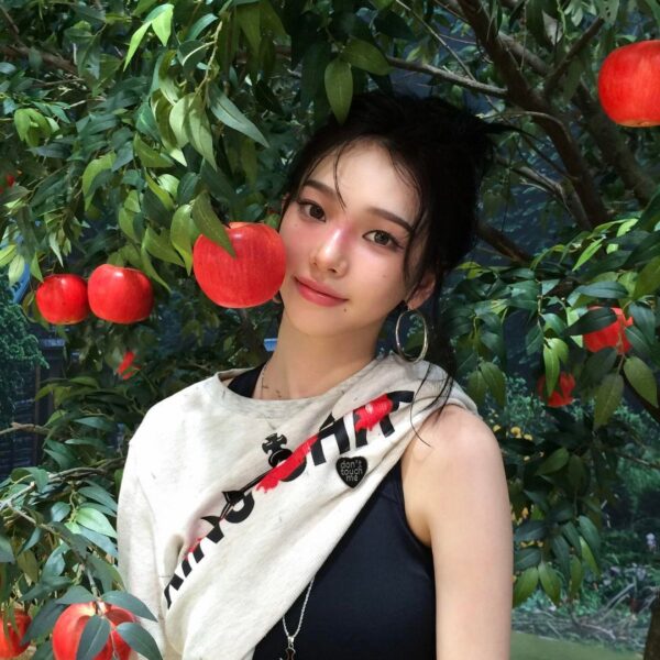 250917 aespa - The 6th Mini Album: Rich Man (Pinterest Pics - Karina)