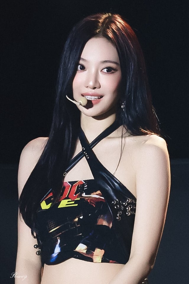 250921 Ningning (at Kookmin Bank’s KB Joy Olpak Festival)