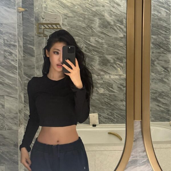 251001 Ningning Instagram Update