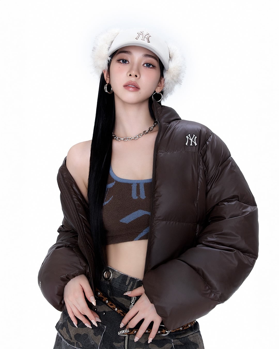 251023 Karina for MLB Korea 'Curve the Winter' Collection #2