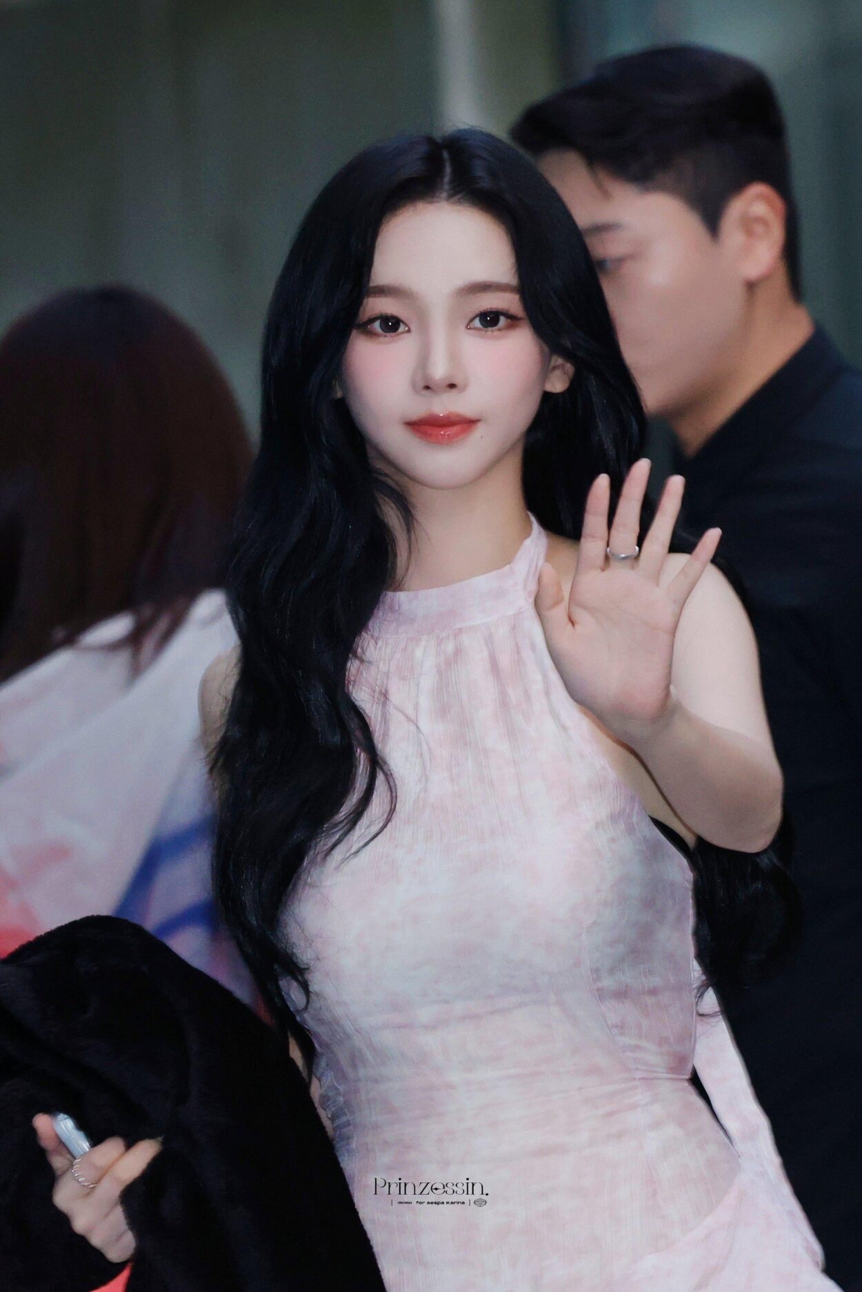 250930 Karina