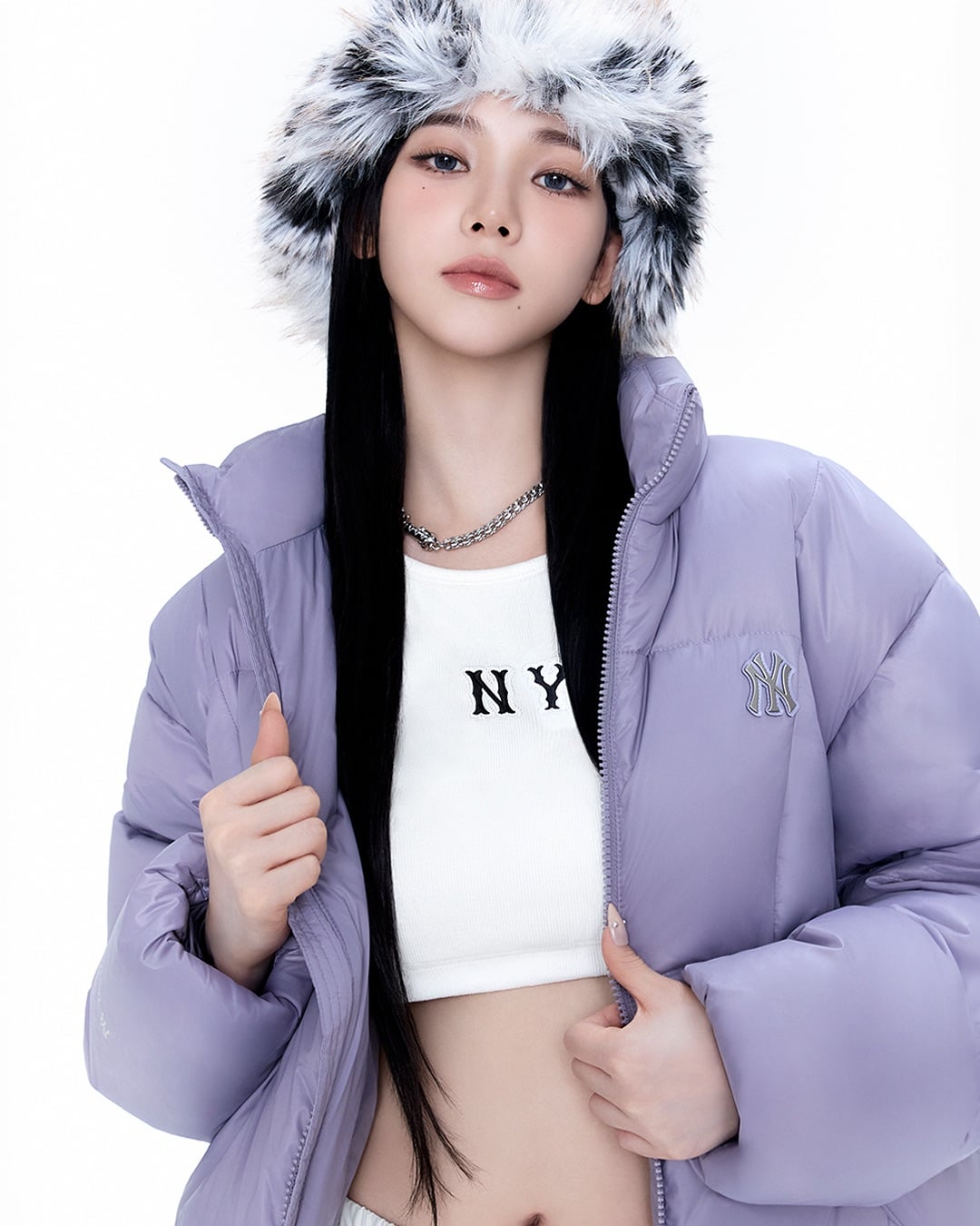 251023 Karina for MLB Korea 'Curve the Winter' Collection