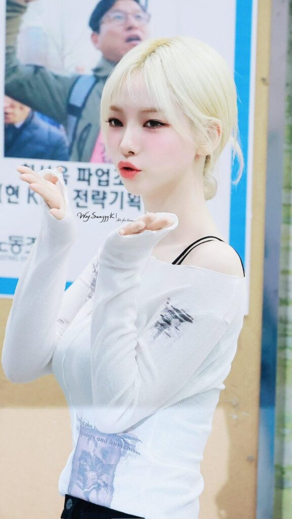 230510 Karina