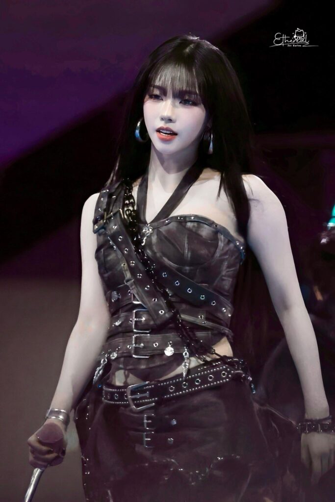251129 Karina