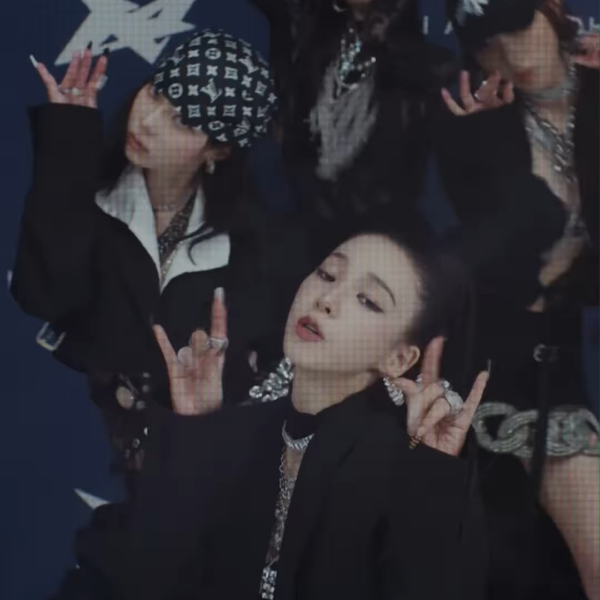 251111 Amazon Music Instagram Update with aespa - The stage belongs to aespa this week 🩵 watch their Amazon Music live performance this thursday at 9PM PT