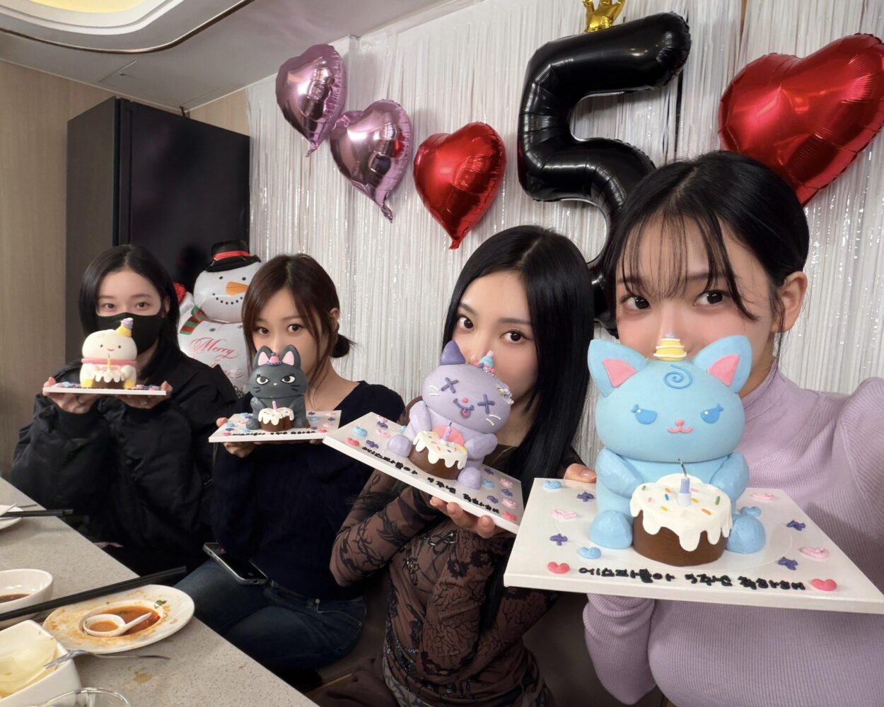 251117 aespa Twitter Update - Celebrating 5 years 🩵💜 and many more to come!