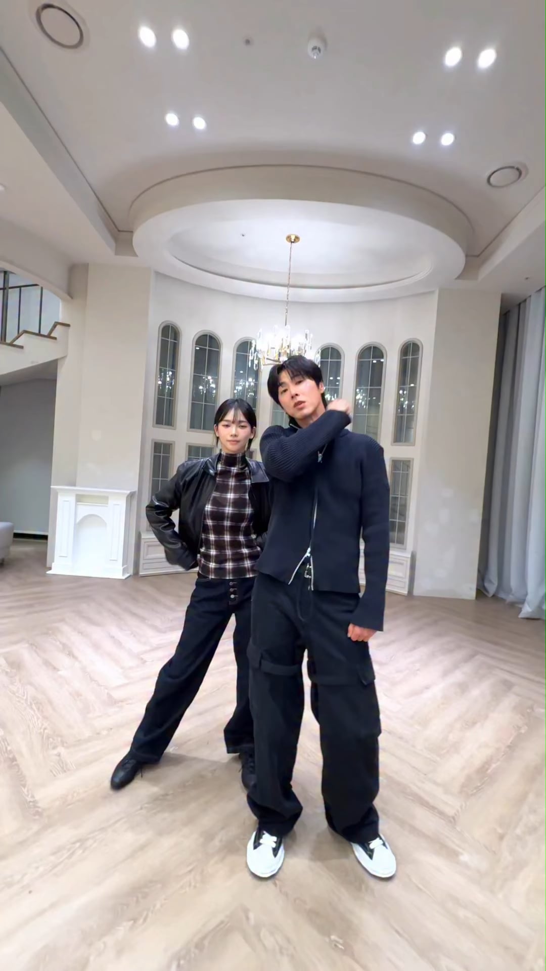 251107 TVXQ TikTok Update with Karina - Stretch Time with you🕺 (with U-KNOW)