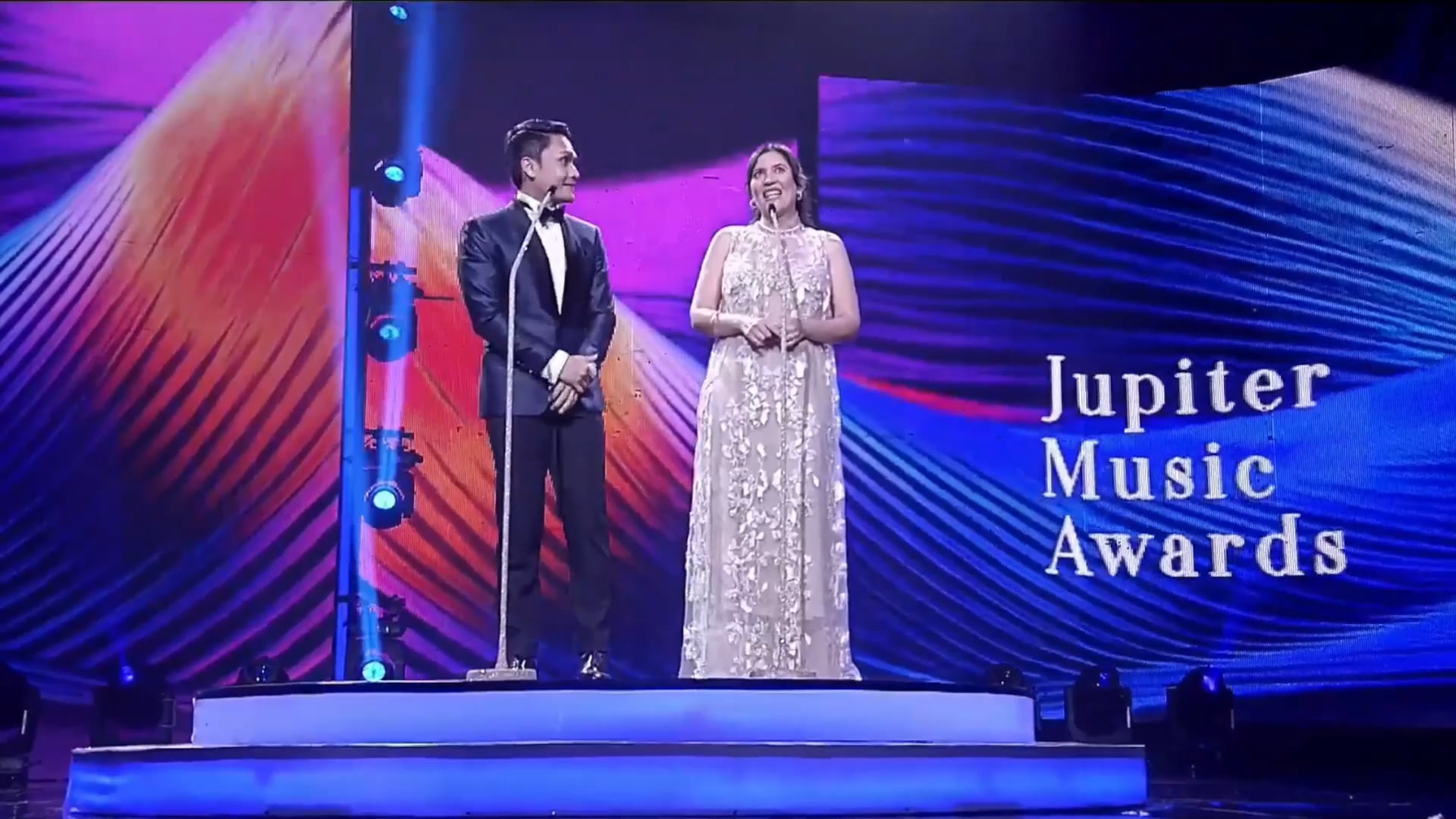 251129 Winter wins 'Female Artist of the Year' at the 2nd Jupiter Music Awards