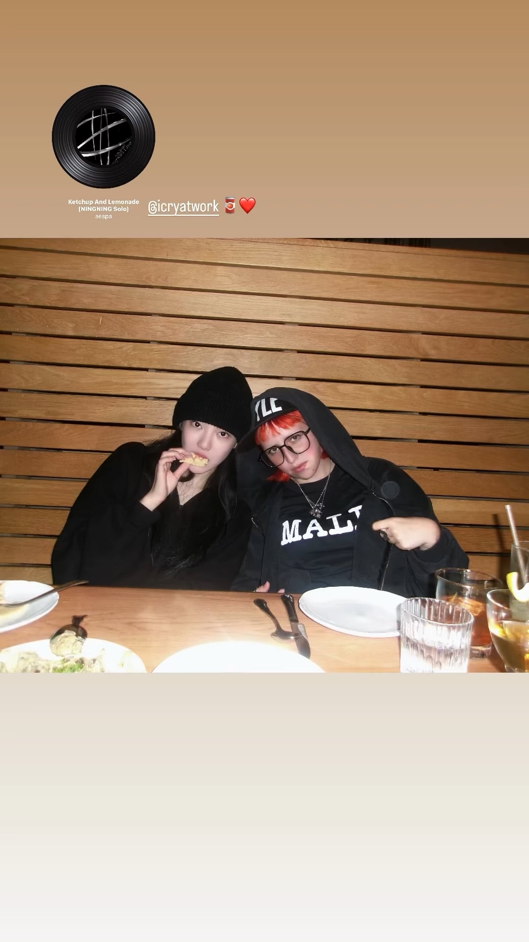 251117 Ningning Instagram Story Update with Amelia Moore