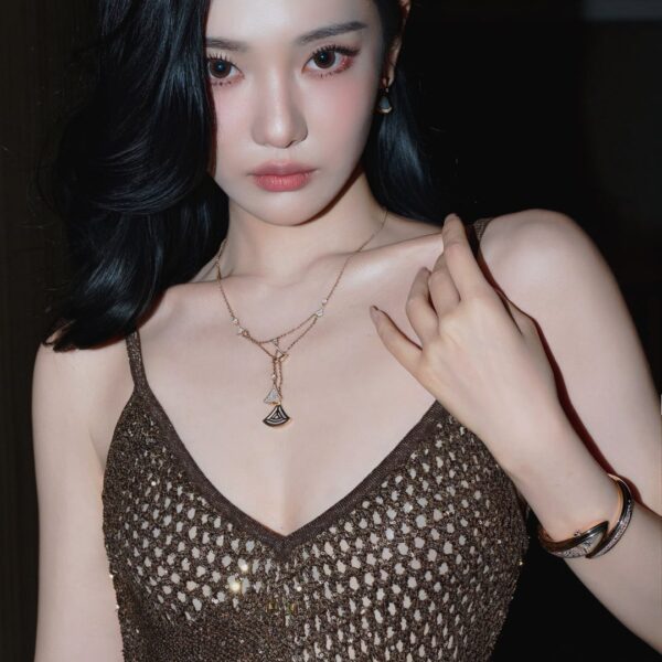 251101 Ningning Weibo Update