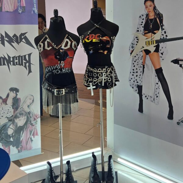 I got to see the Rich Man m/v outfits at the mall today