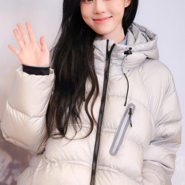 251101 Winter at New Balance 'Way to Peak: Flying 77 Goose Down' Pop-Up in Seongsu (Press Photos)