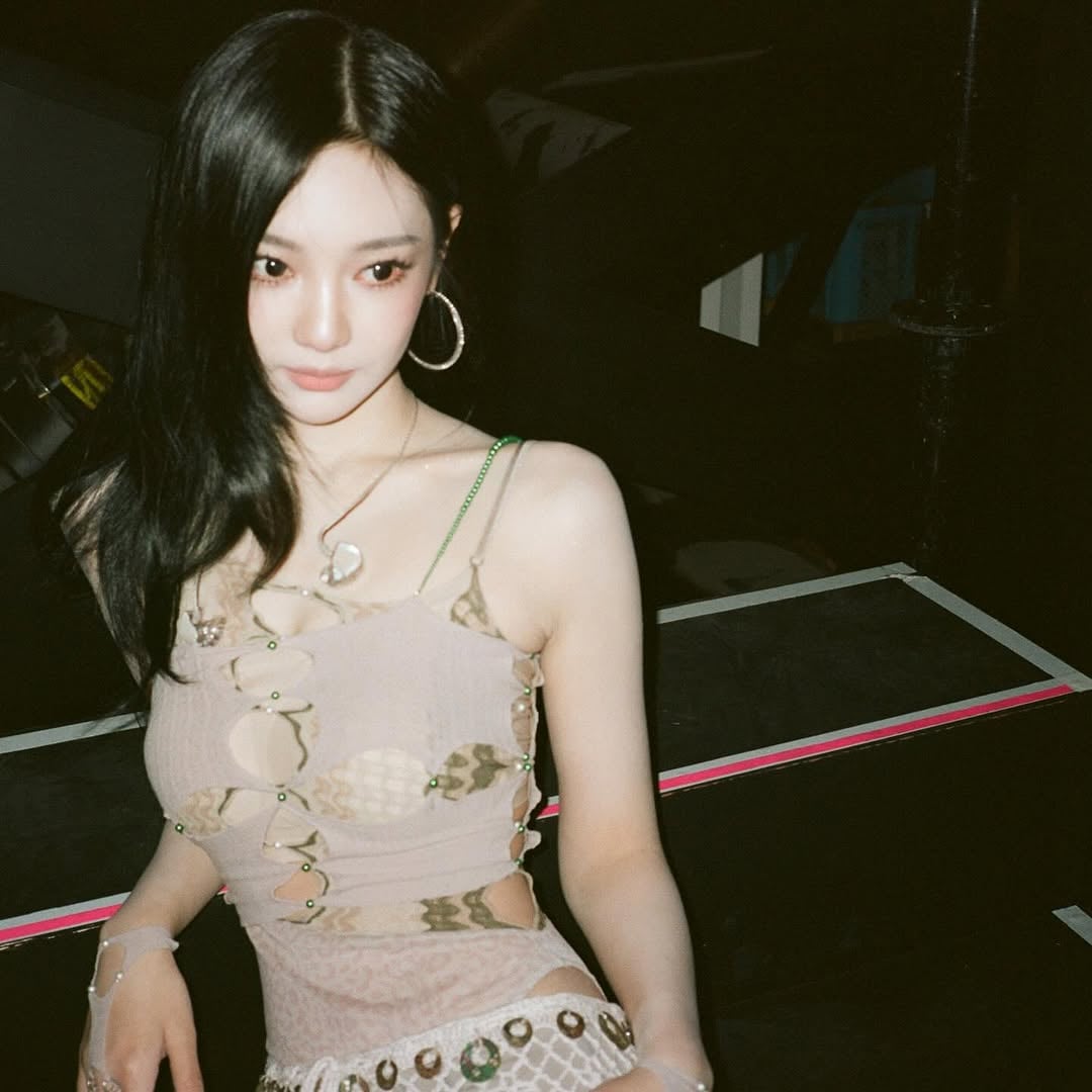 251123 Ningning Instagram Update