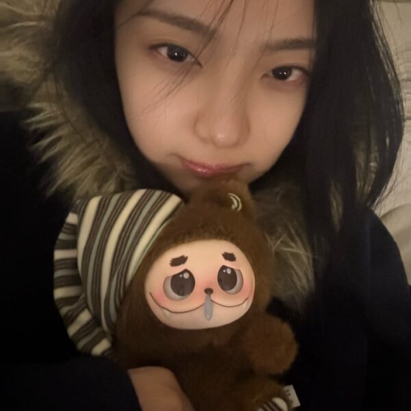 251204 Ningning Weibo Update