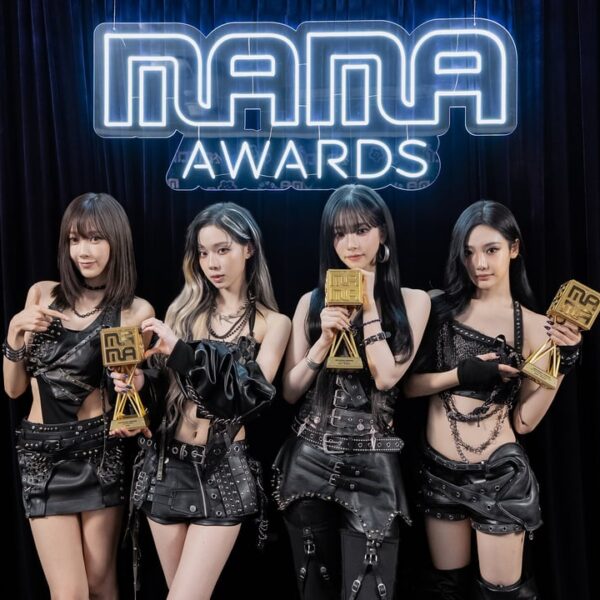 251201 MAMA AWARDS Twitter Update with aespa - The moment of glory aespa 🏆