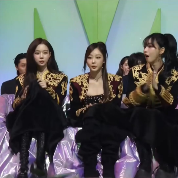251220 aespa wins 'Stage of the Year' at 2025 Melon Music Awards
