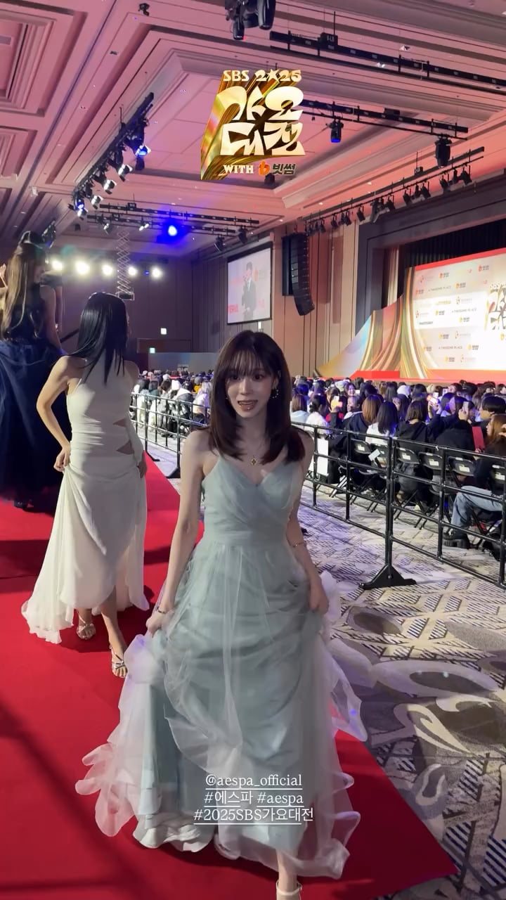 251225 SBS NOW Instagram Story Update with aespa