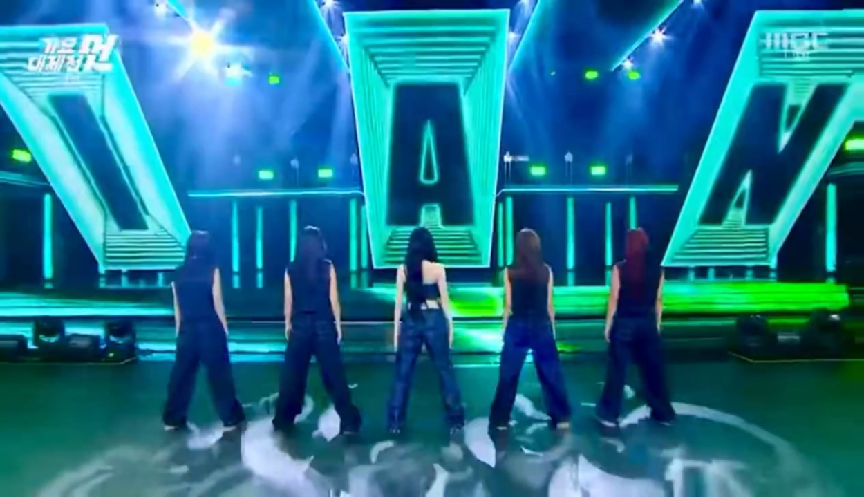 251231 Hearts2Hearts Ian - UP (orig. Karina) @ 2025 MBC Gayo Daejejeon