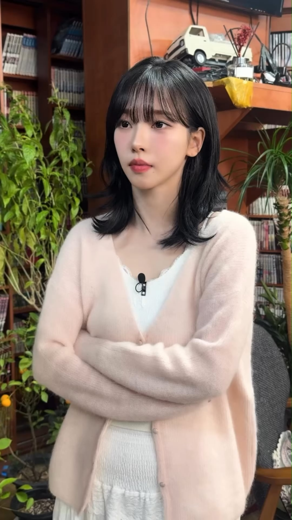 251217 Karina @ Jung Seunghwan's Comic Book Store Next to the Karaoke Room (Guesting Teaser Clip)