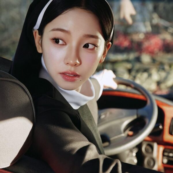 251225 raphaela_diary Instagram Update with Karina