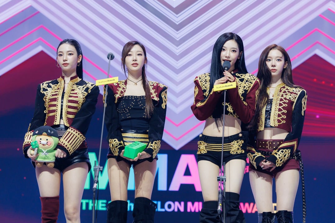 251222 aespa - Awards Acceptance Speech + Red Carpet (251220 Melon Music Awards 2025)