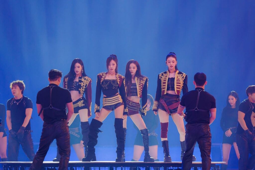 251220 Melon Twitter Update With aespa - 2025 Melon Music Awards Performance Photos