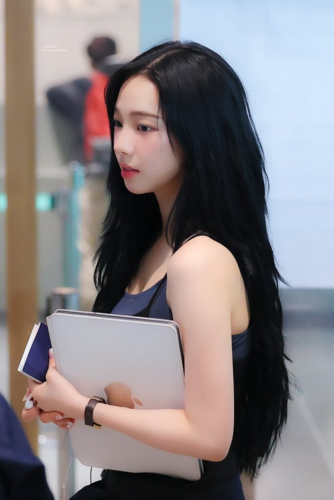 250910 Karina