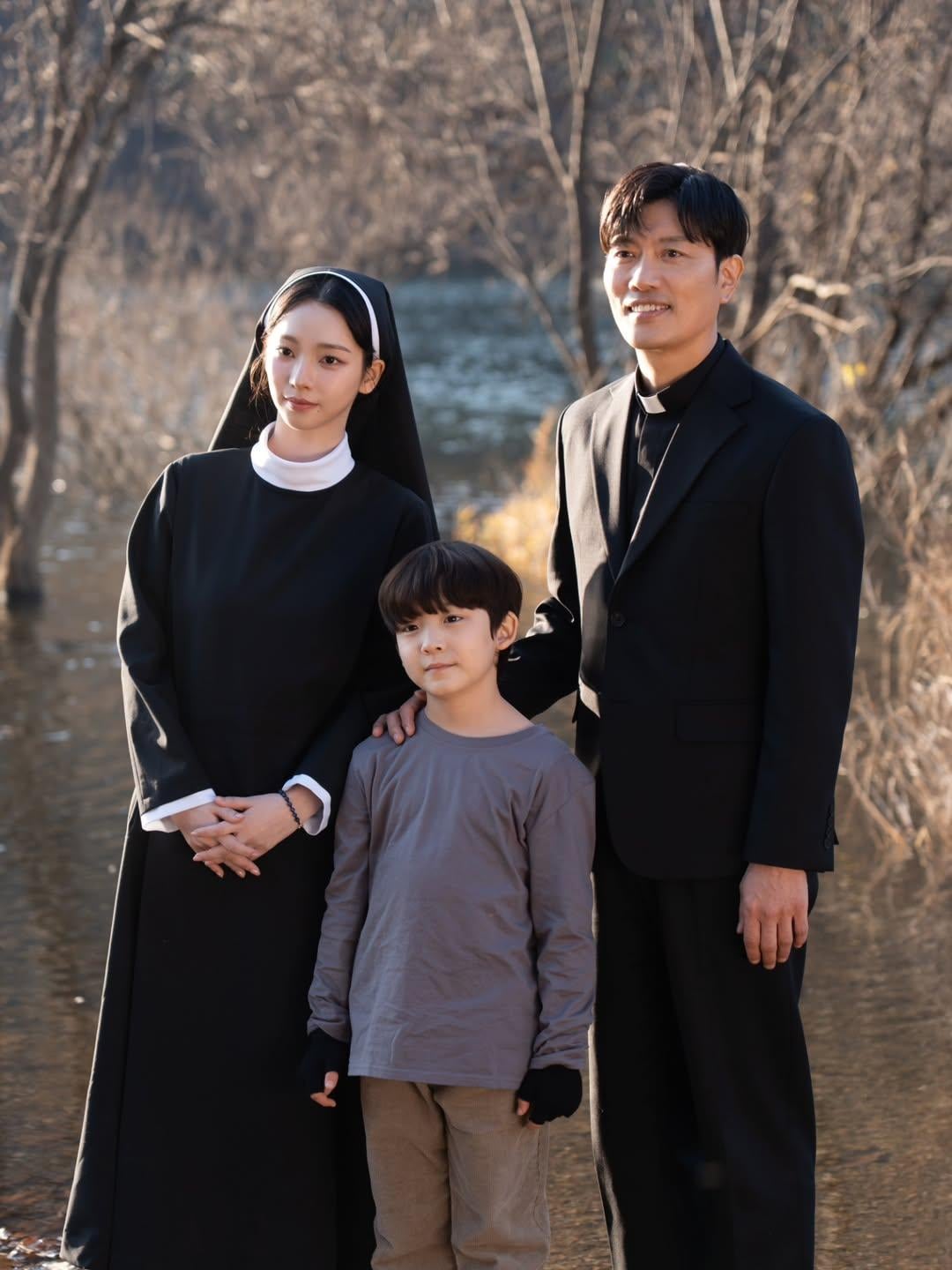 251217 Park Heesoon Instagram Update with Karina