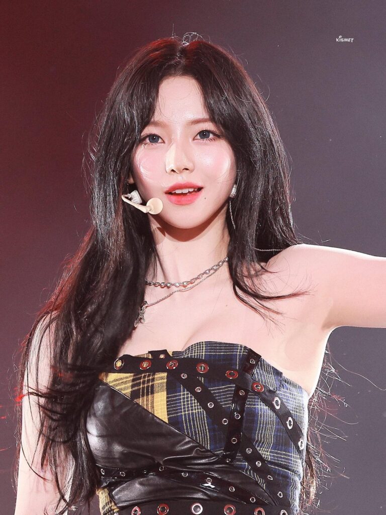 240218 Karina